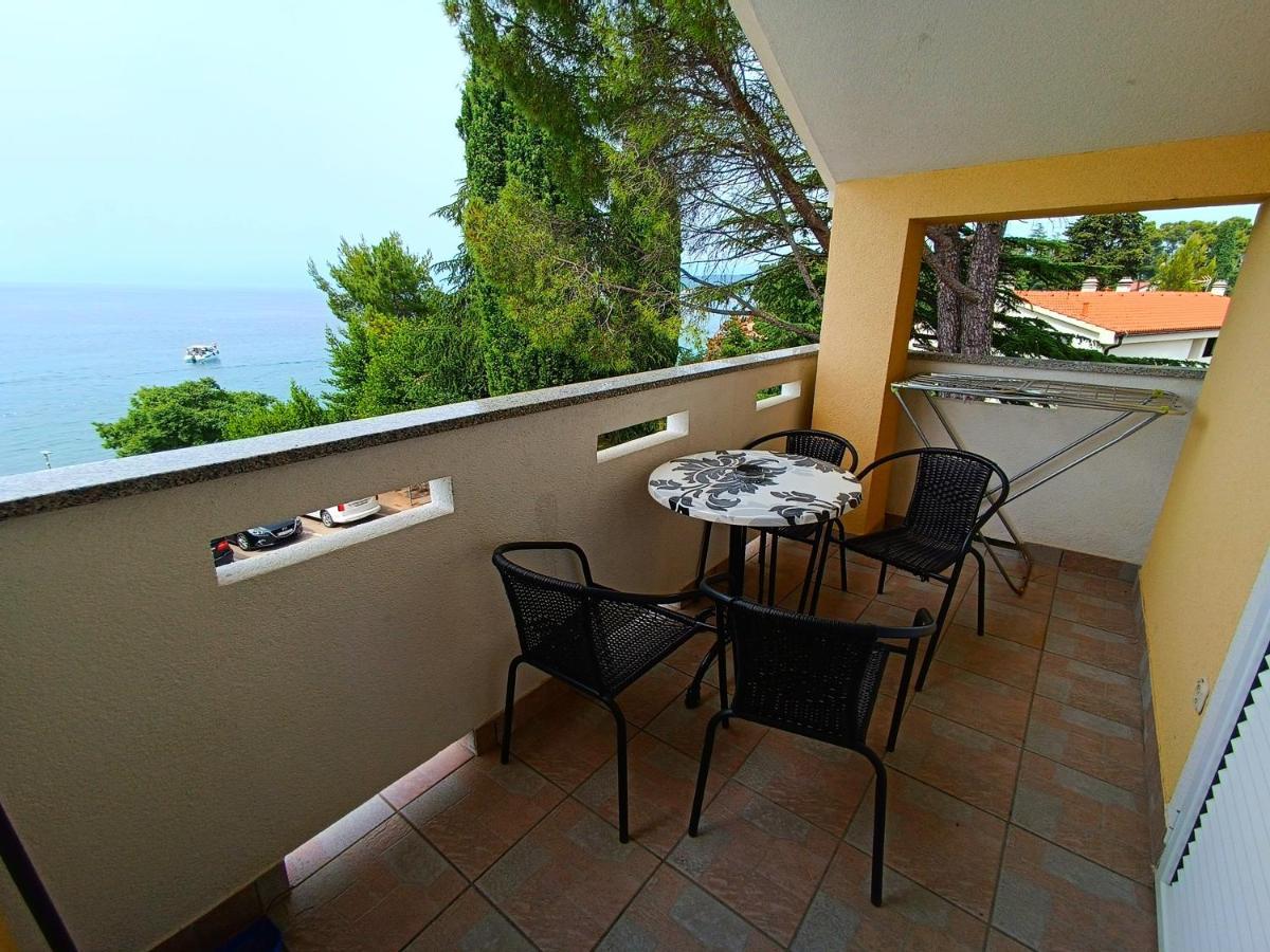 Villa Bionda Малинска Экстерьер фото