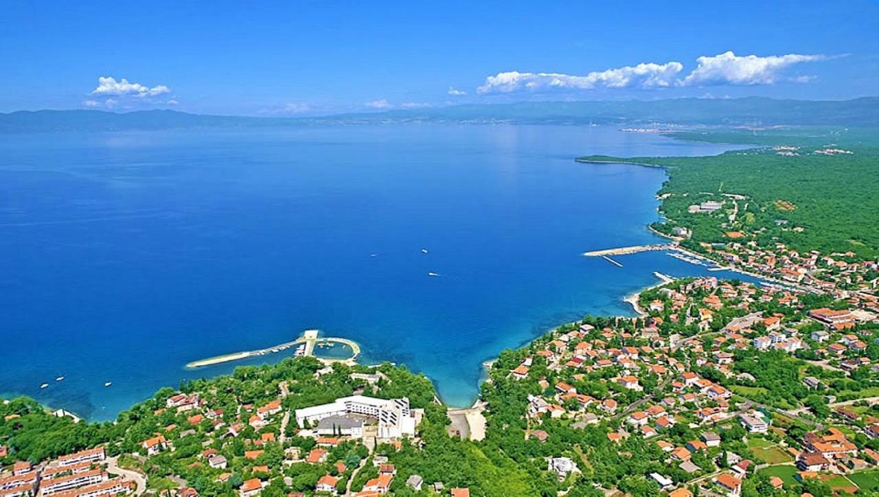 Villa Bionda Малинска Экстерьер фото